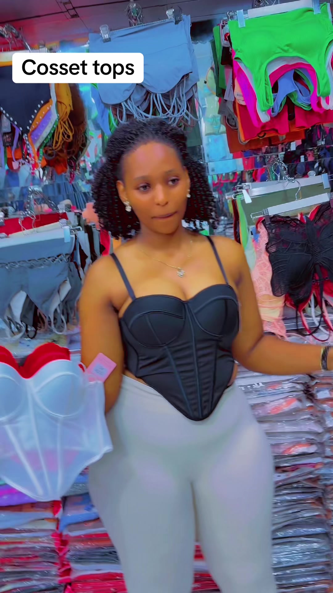 @noreenundergaments