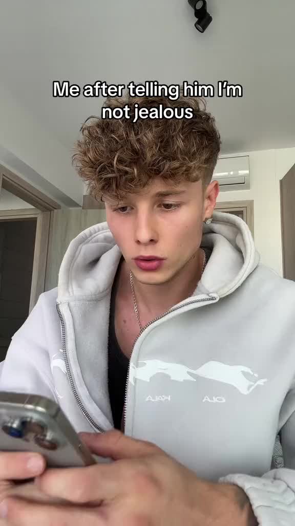 @Elias.Twinky18