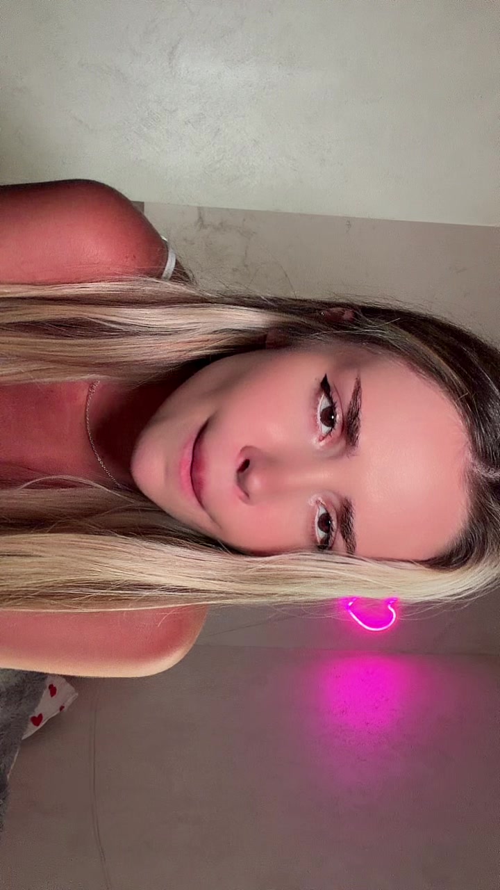 @Twitch: ksxana