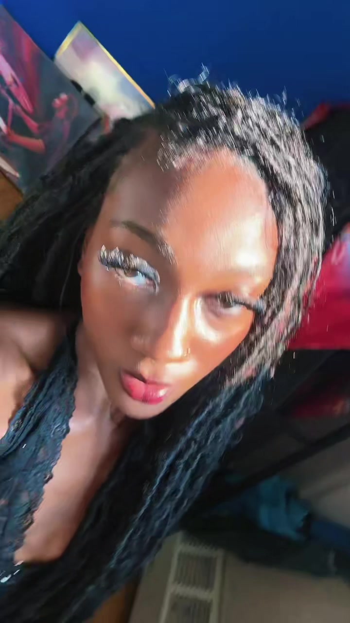 @lesfairyprincess🧚🏽♀️🌈