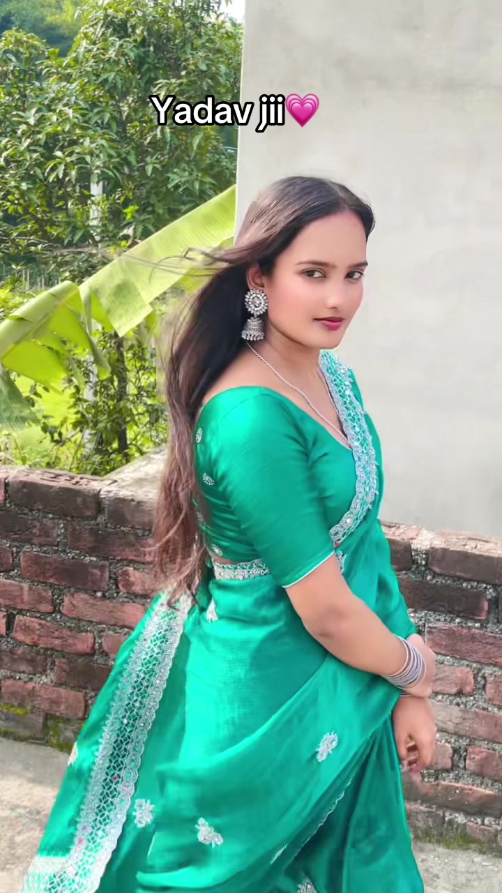 @Yadav girl🔥