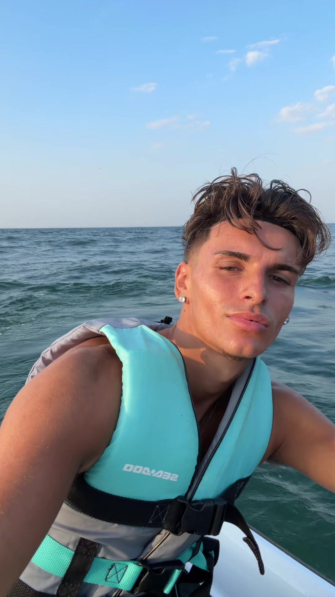 @chris.nikoo