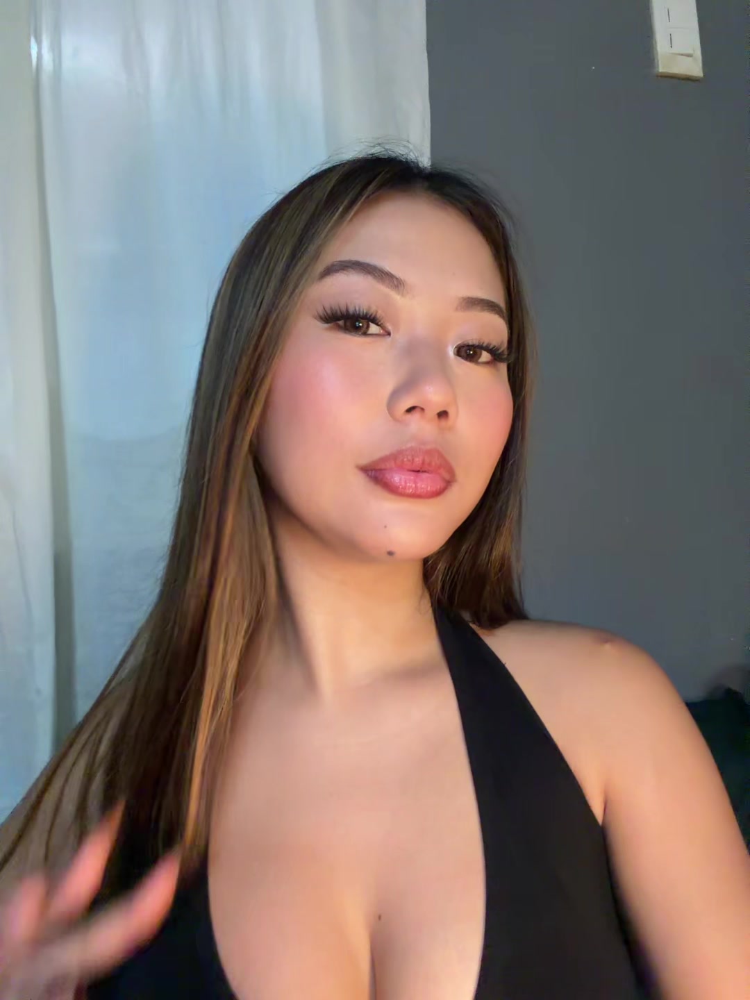 @Ella