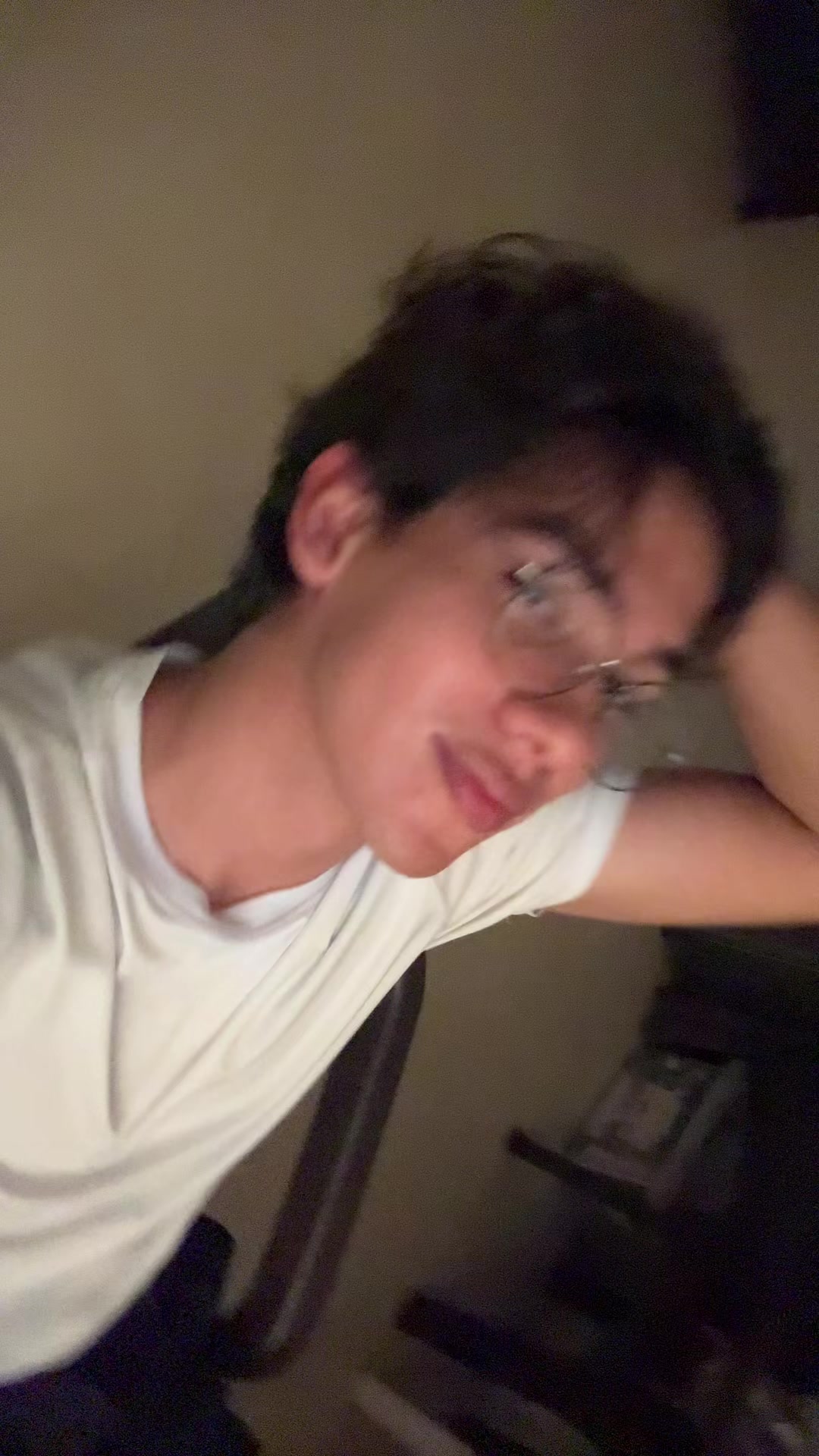 @Kevin González