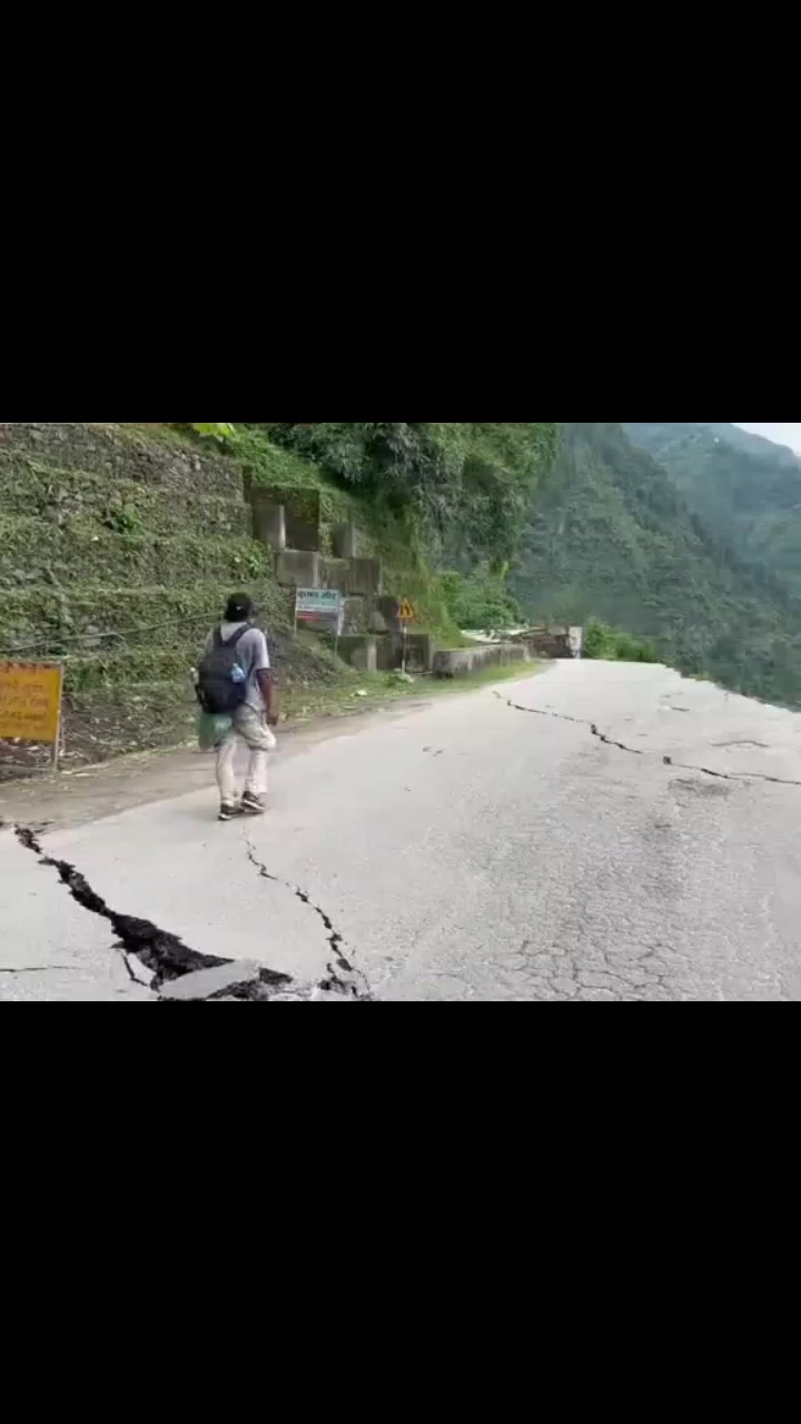 @☄️C ङ Thakuri 𝕭𝖎𝖐𝖗𝖆𝖒