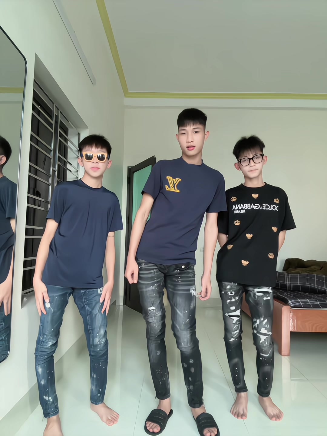 @Ho&agrave; H&agrave; Nam&hellip;🖇️