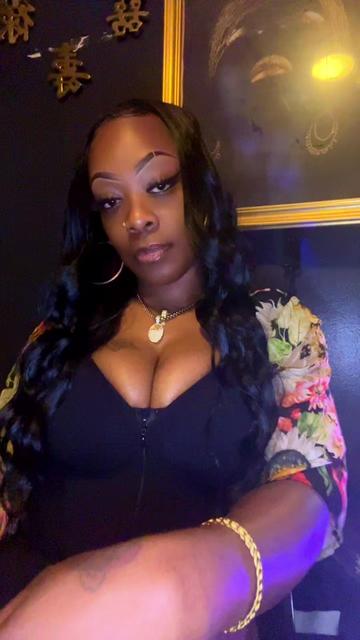 @lady_j240