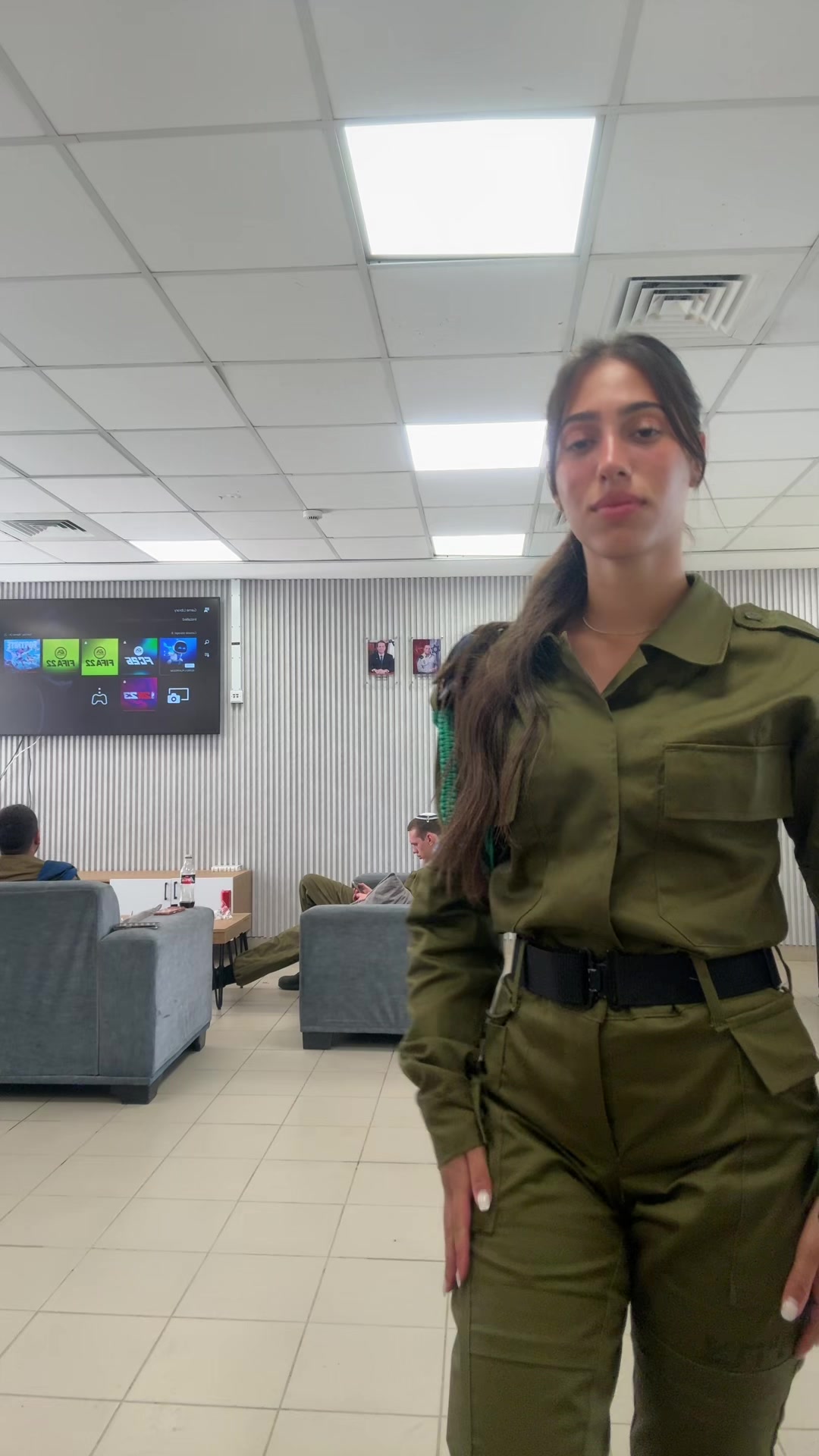 @LIAN MENASHE