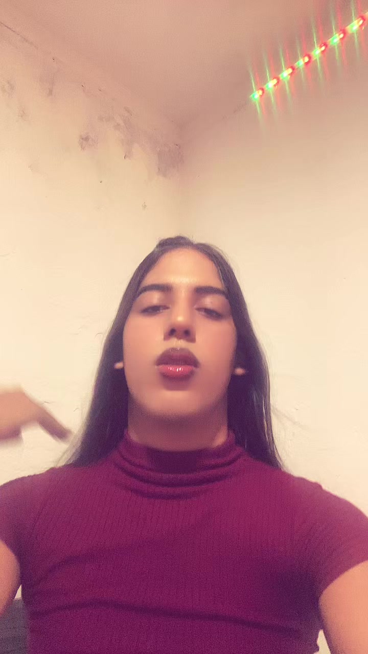 @Thaislla🏳️⚧️