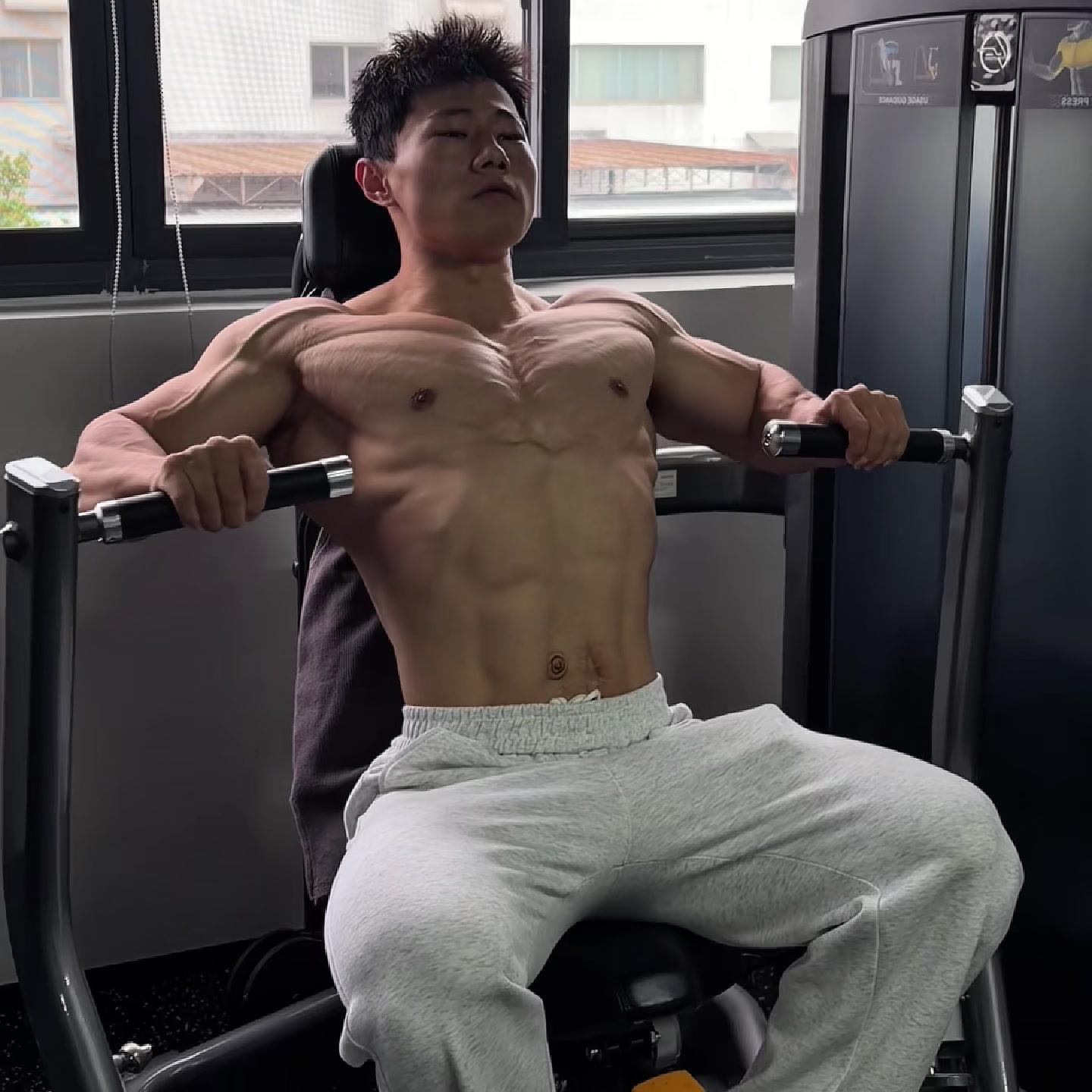 @EvolvPhysique