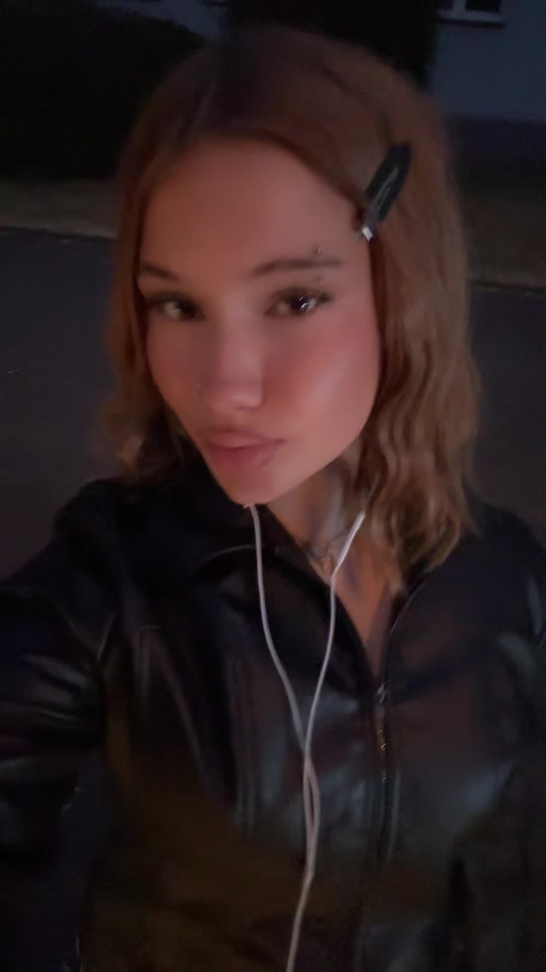 @🏃♀️➡️