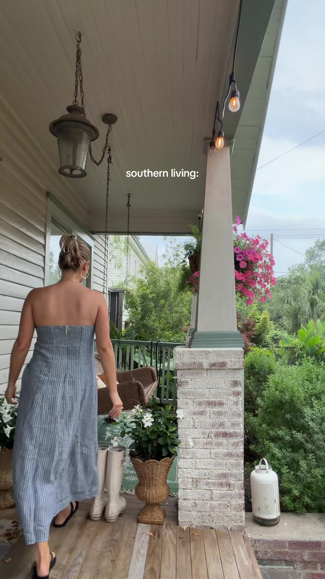 @SAVANNAHKBARRY