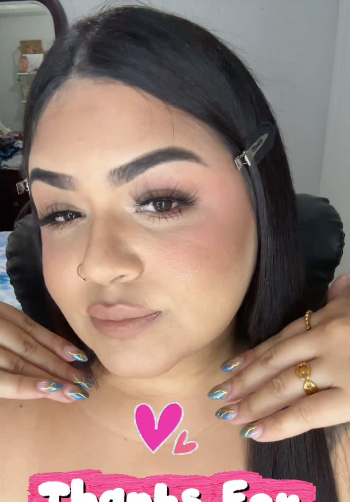 @Curvy beauty