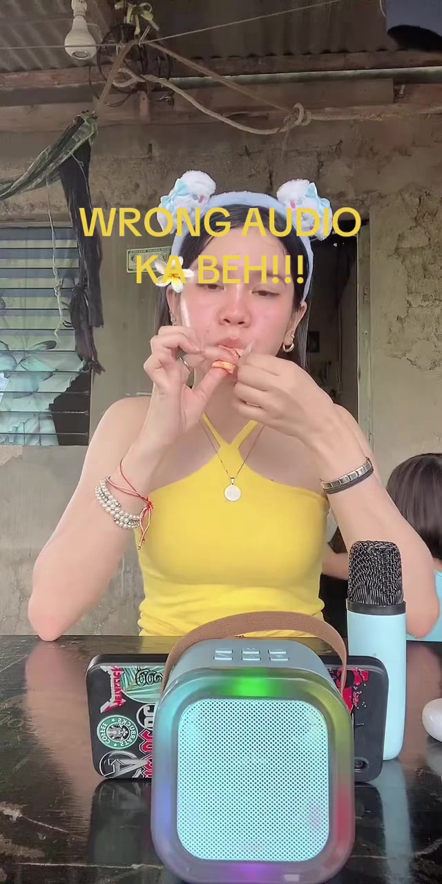 @hardly