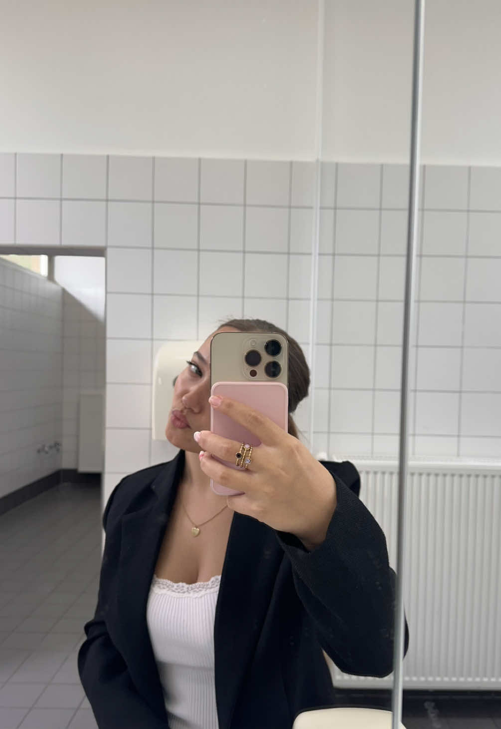 @celina may 🦢