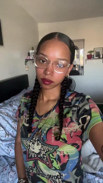 @ebony 𖣂