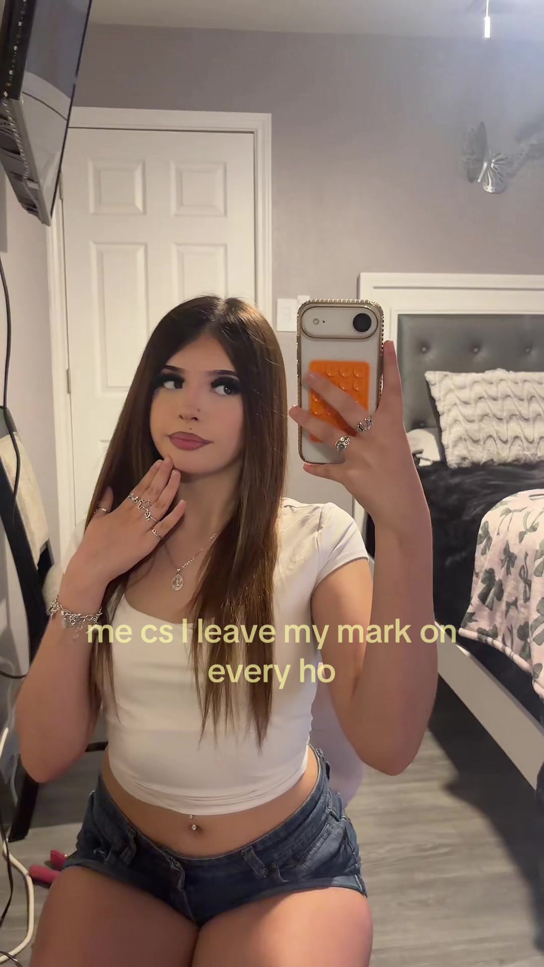 @girlnexttddoor