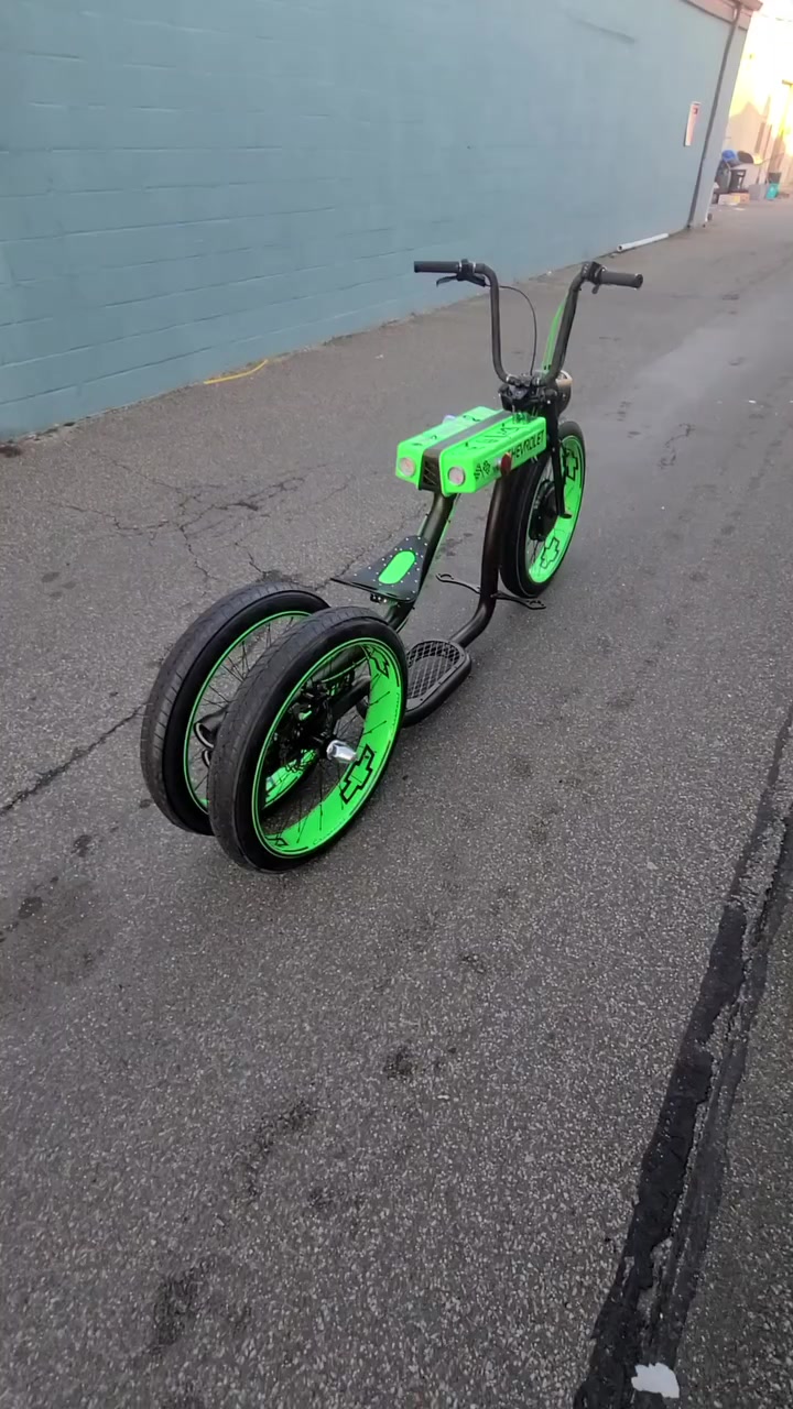 @Jrat Custom E-Bikes