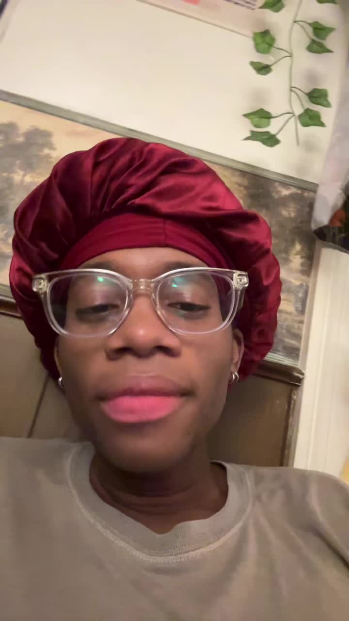 @handfullass