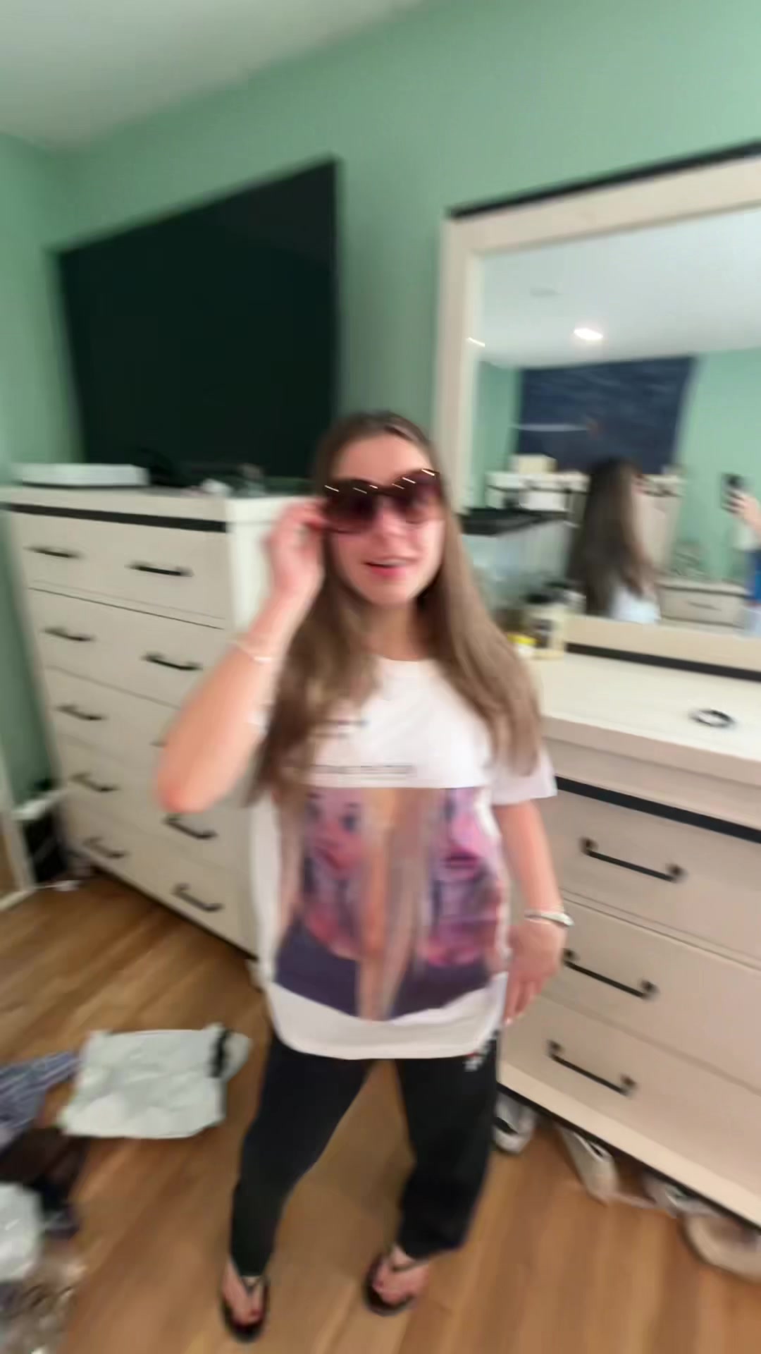 @lucy