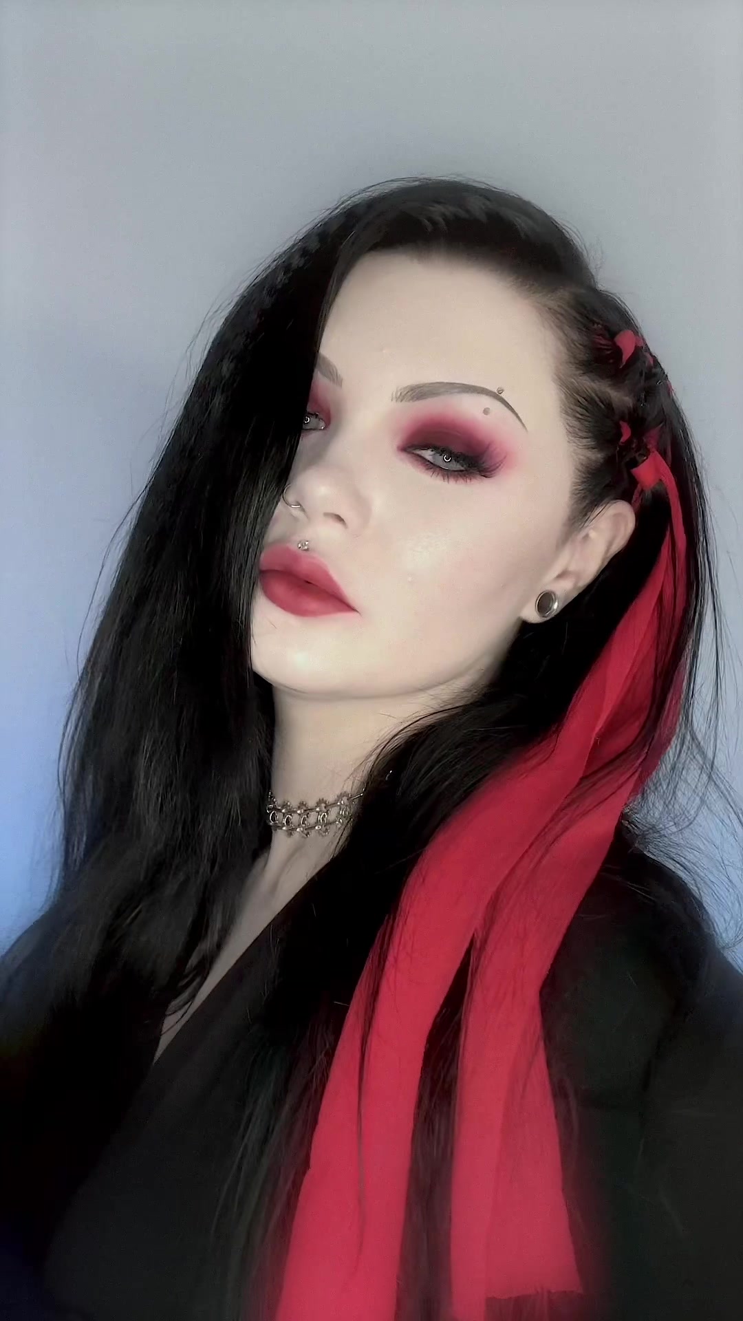 @vocallyshook