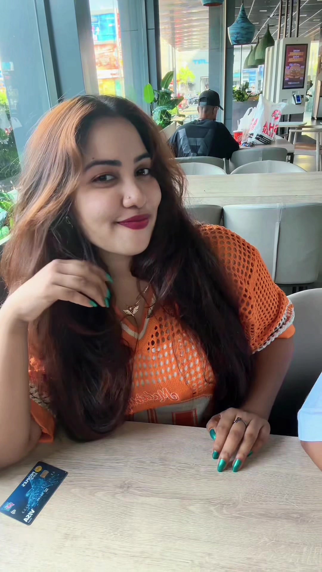 @𝐀𝐩𝐬𝐚𝐫𝐚𝐯𝐢🌻