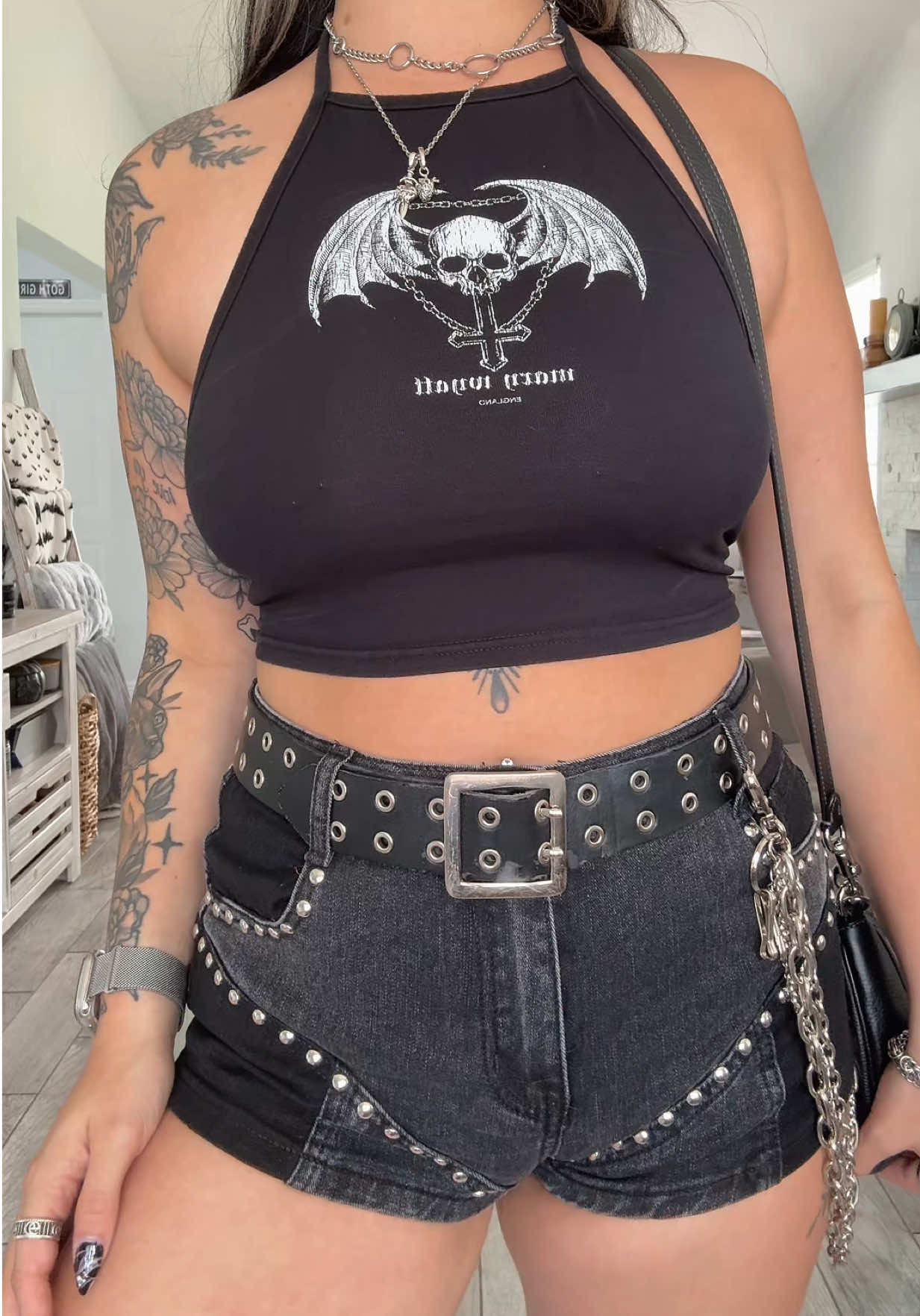 @Tara | Alt Fashion Inspo 🖤⛓️