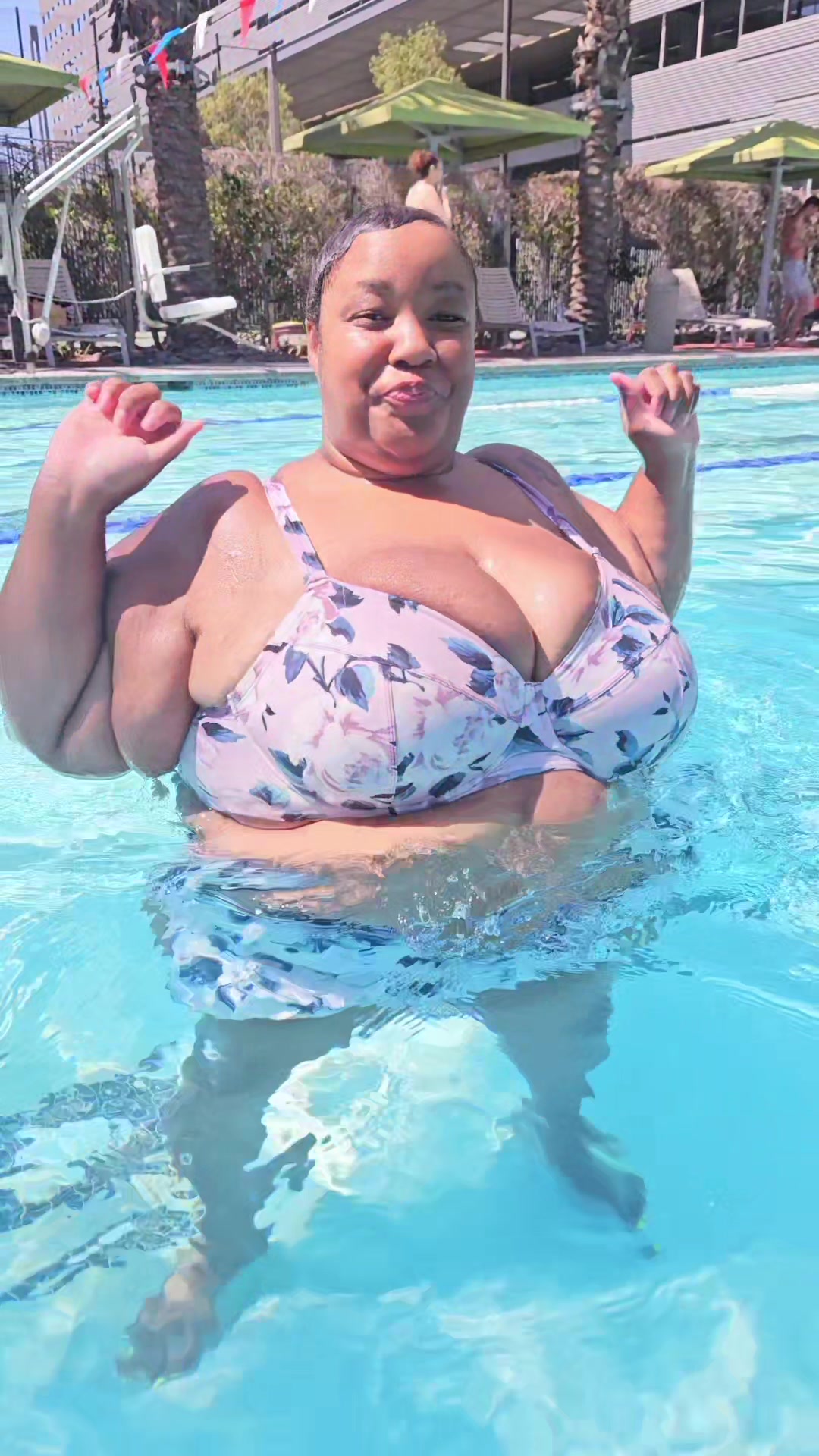 @TIFFANY MONIQUE