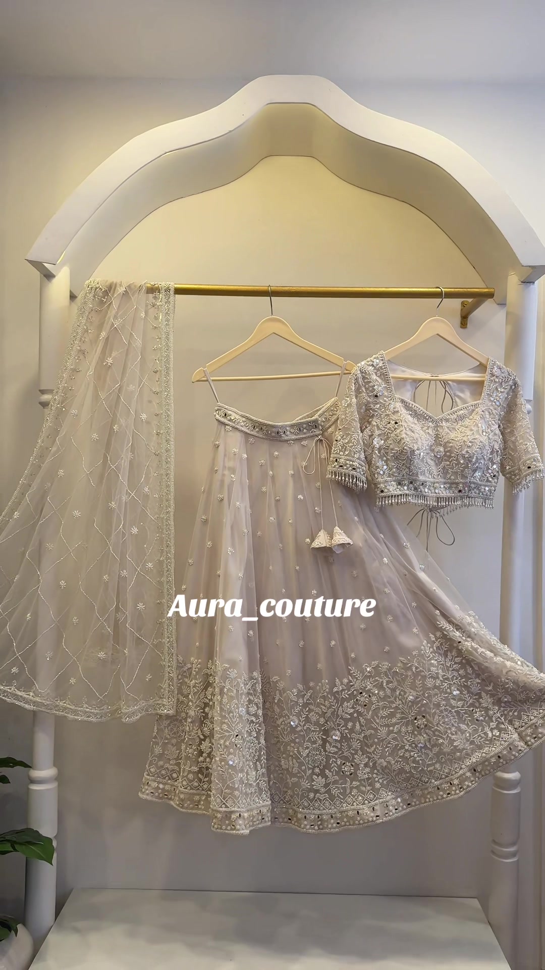 @aura_couture