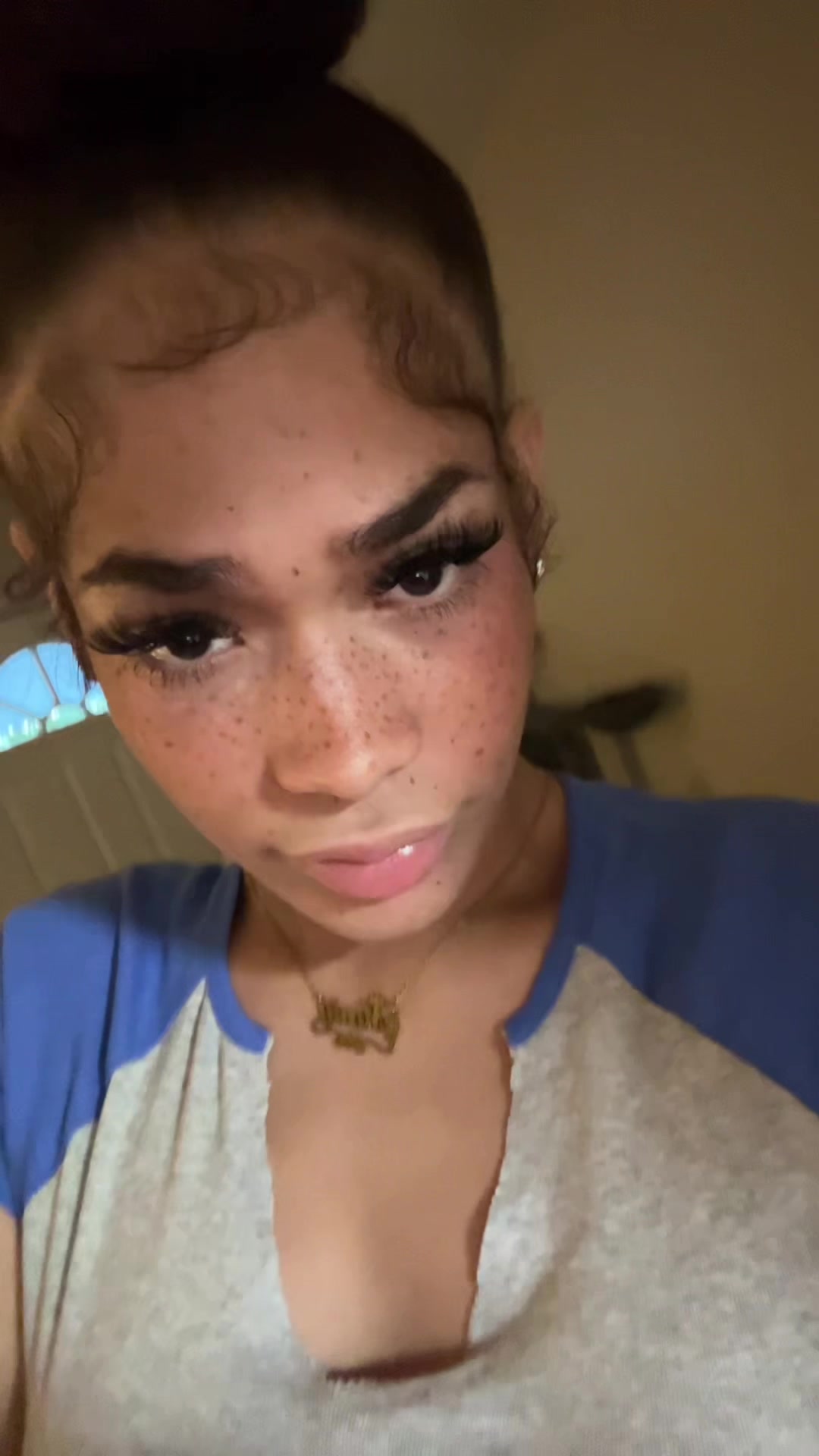 @!