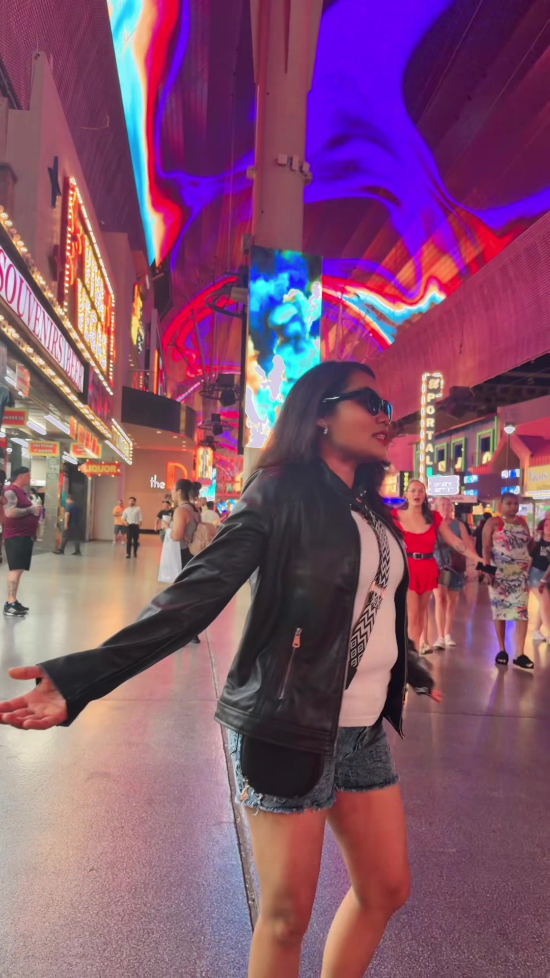 @Resham Chaudhary 🇳🇵🇺🇸 ✌️
