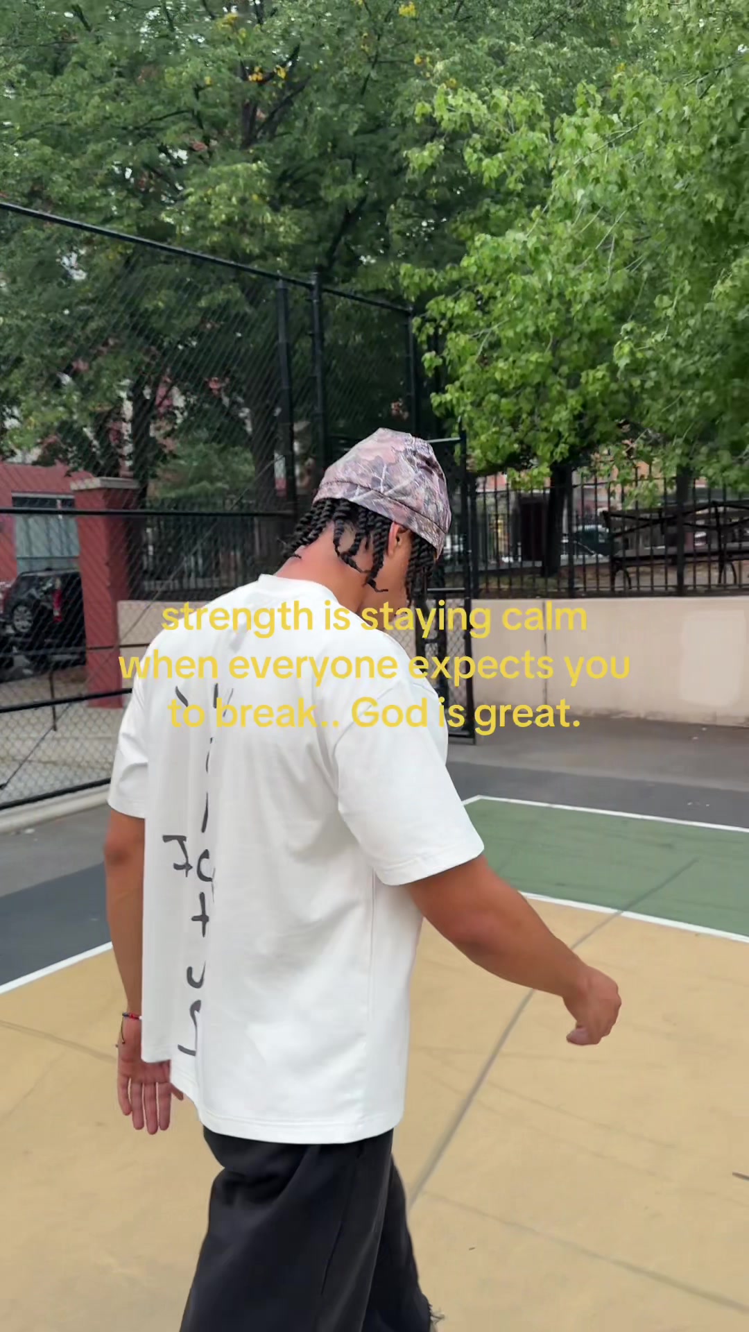@REL🤮🦋