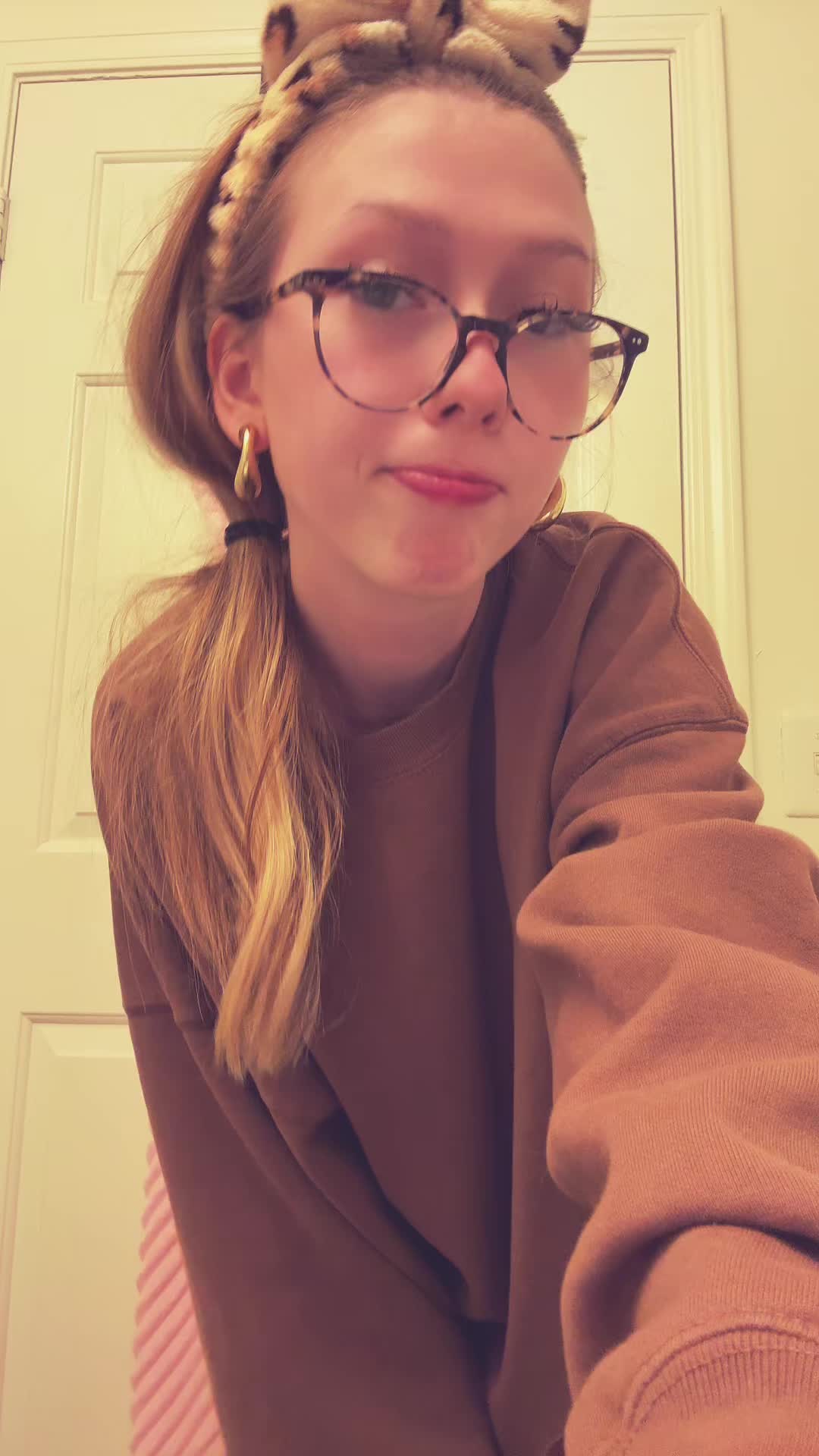 @abislay69