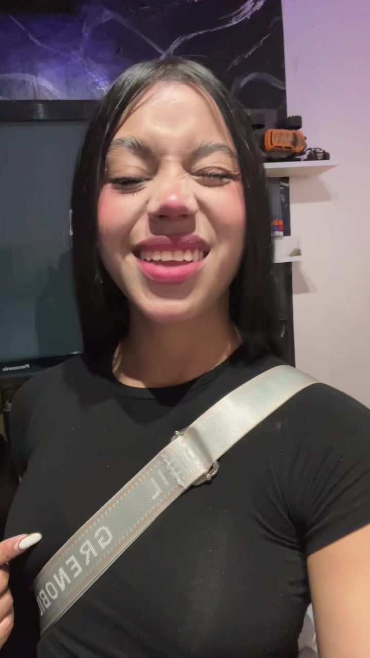 @Ana🐲