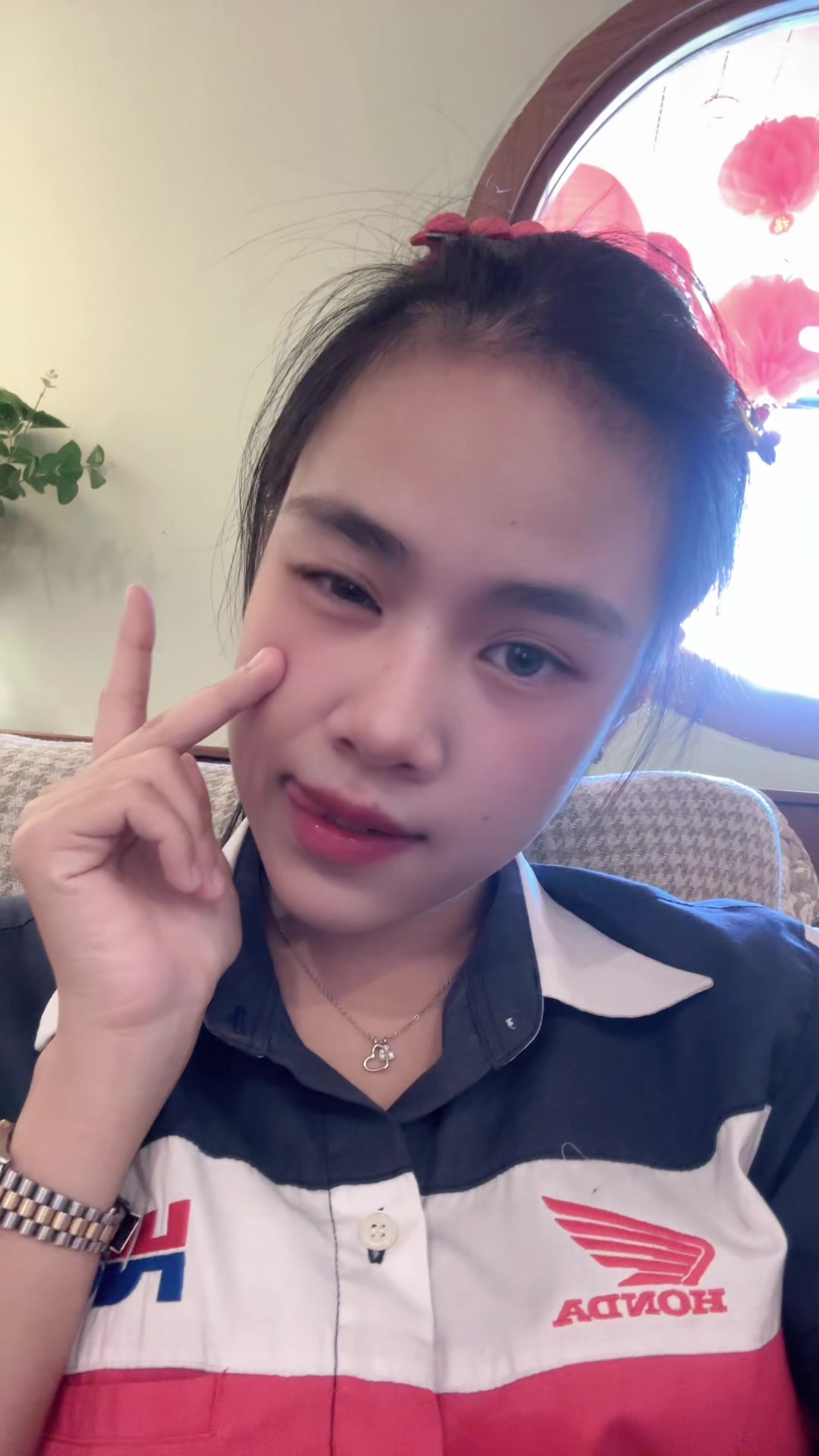 @ploypat12