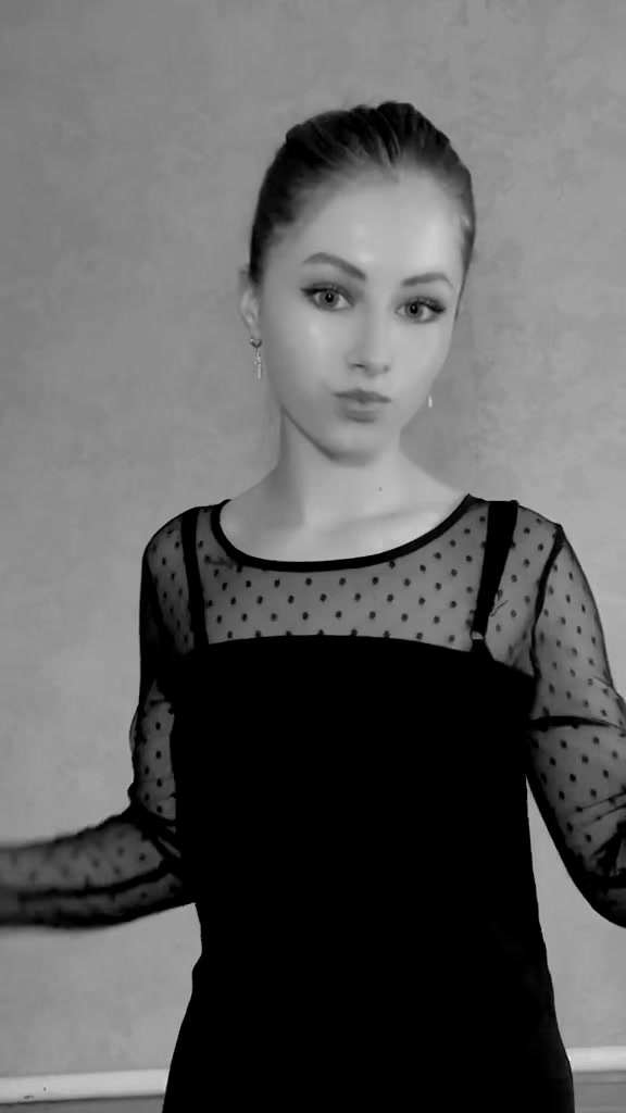 @𝒱𝒾𝓀𝓉ℴ𝓇𝒾𝒶🦋