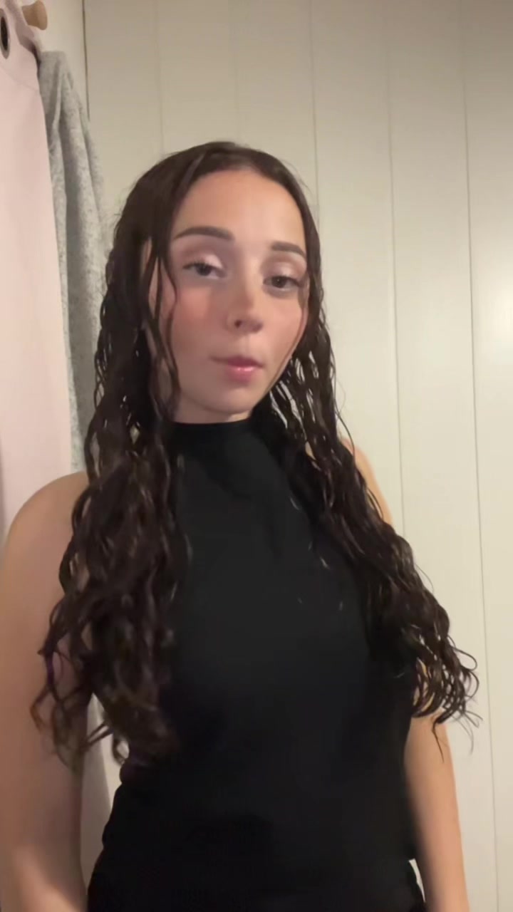 @Coralie05