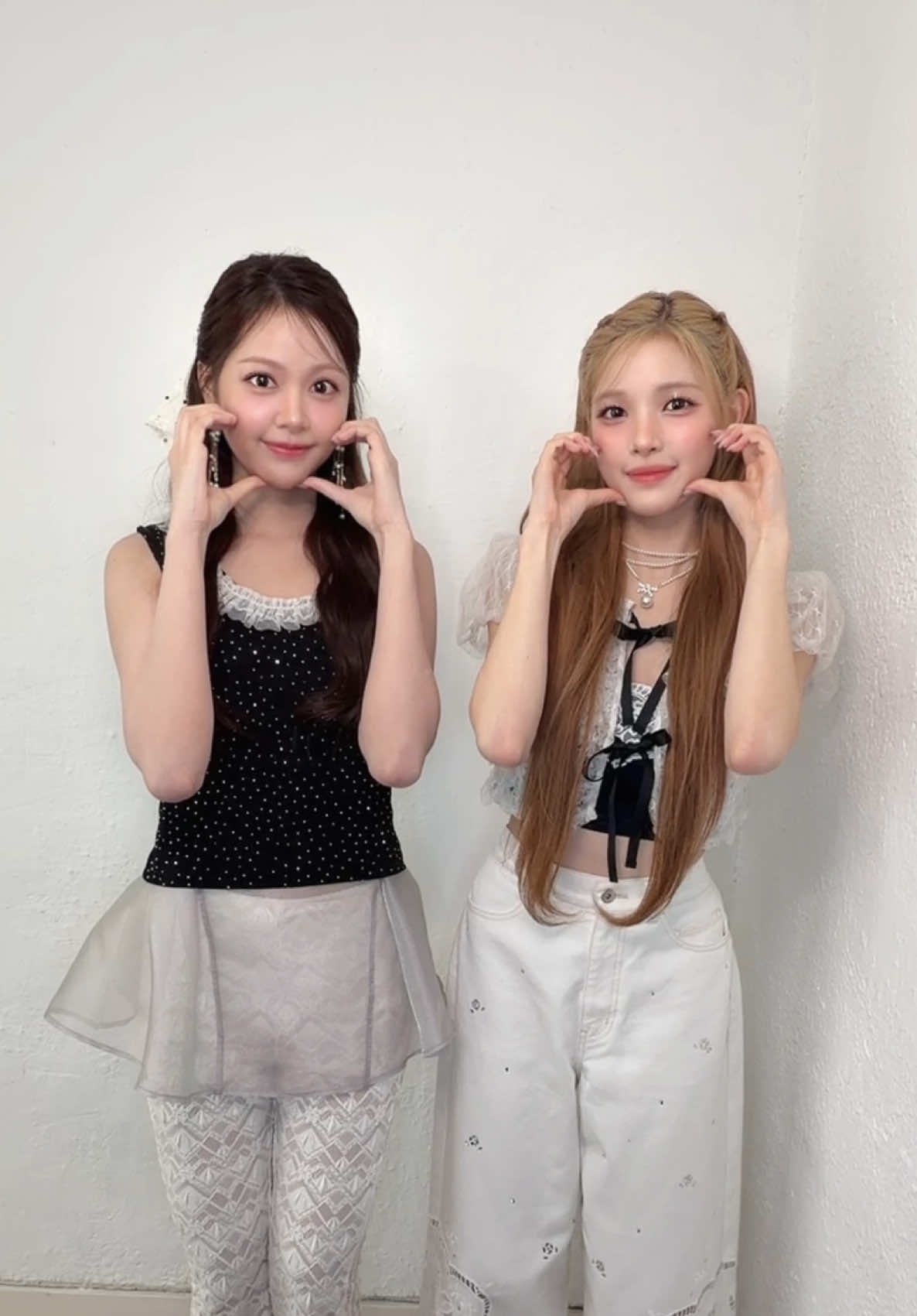 @Hearts2Hearts