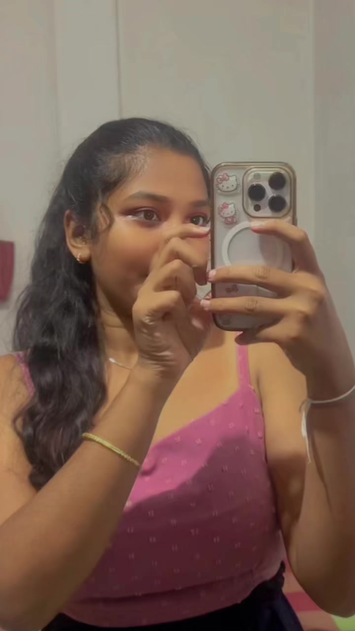 @ᥫ᭡ AYO_🧸💞 :)
