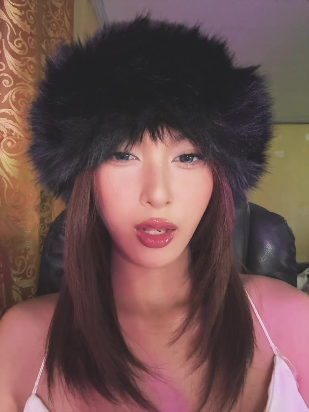 @Zefy