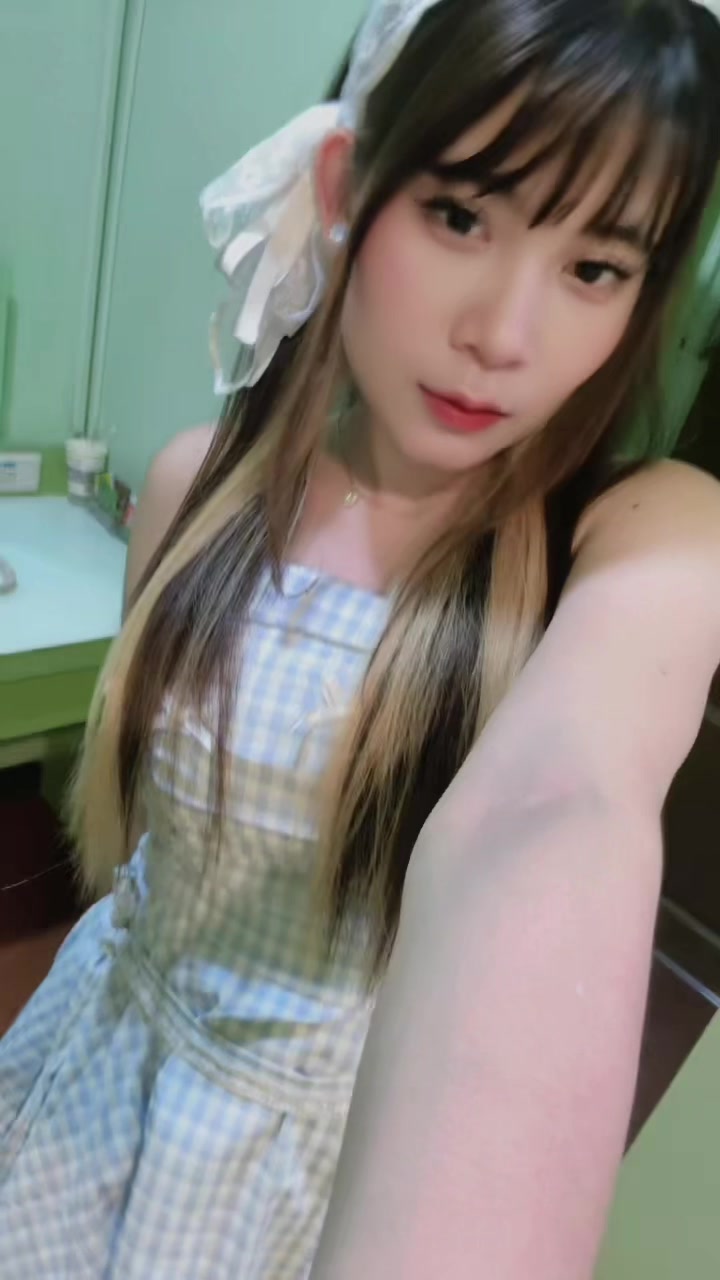 @Ria_Sragen 🥀🇹🇼