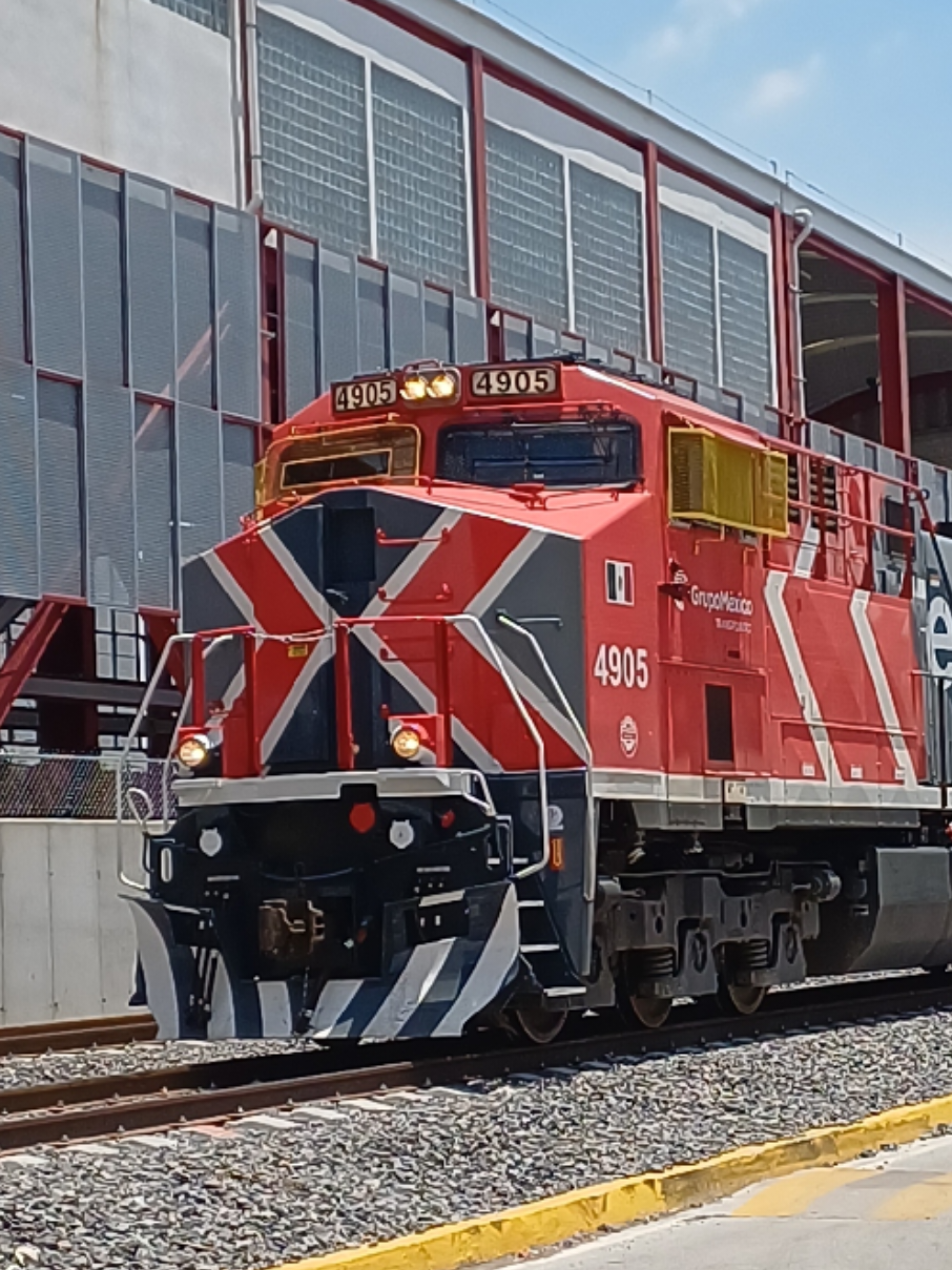 @Ferrocarriles Andy.