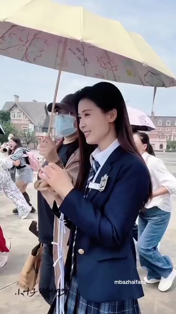 @阿娜•拉哈💎