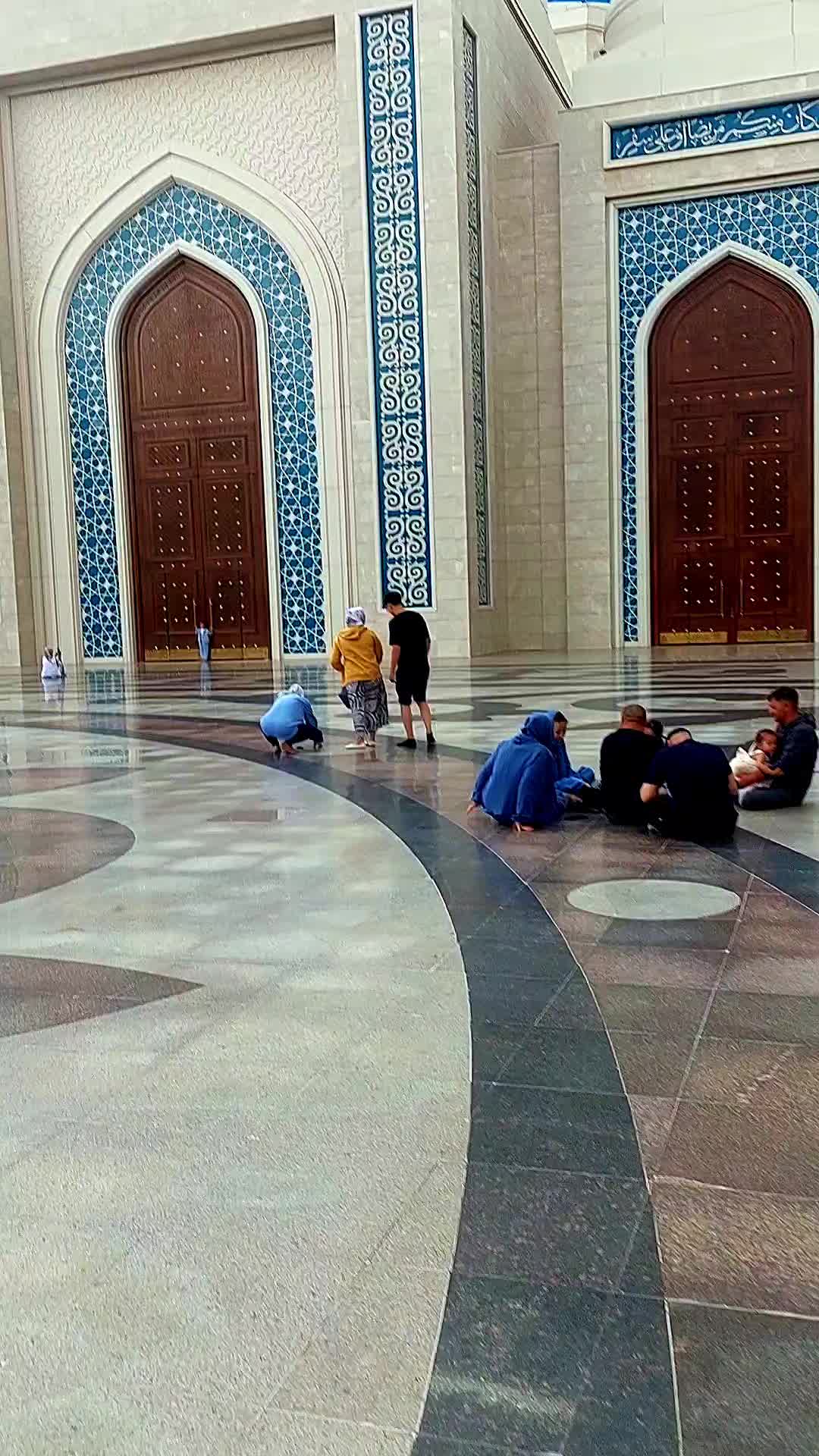 @MoonQazaq