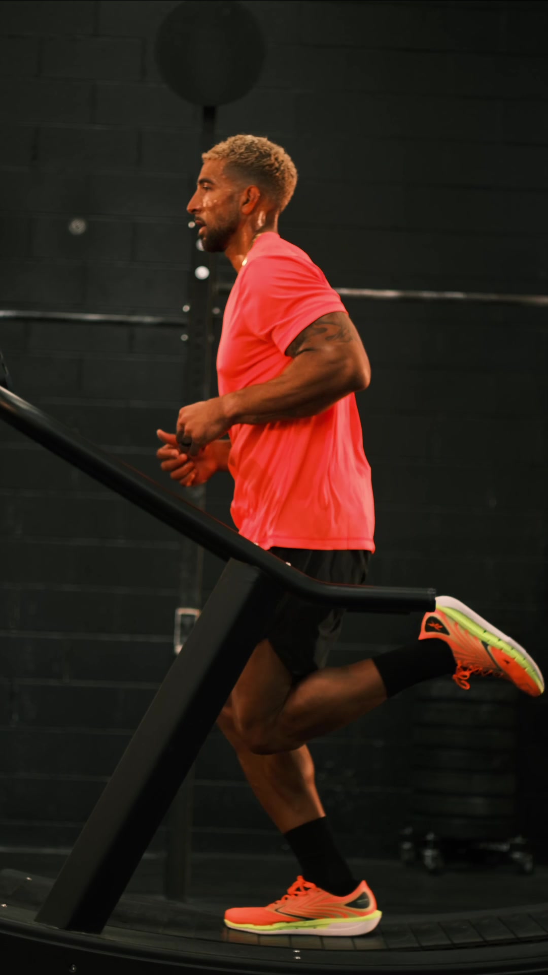 @Reebok