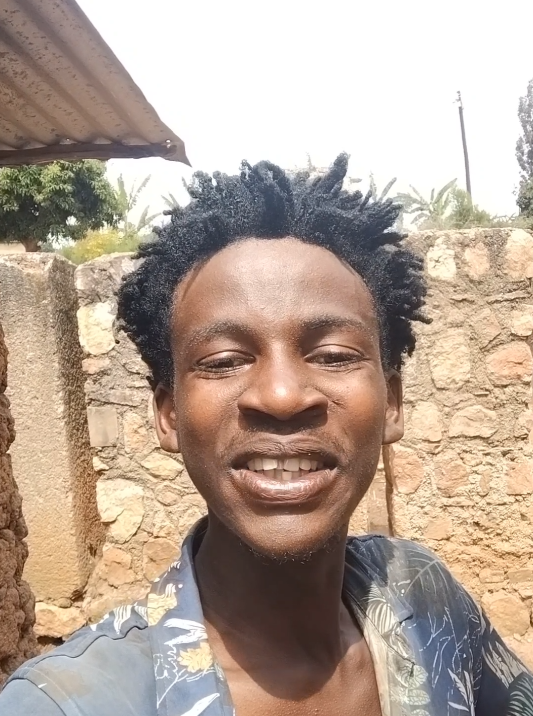 @UMUSAZI WUMUNYABWENGE