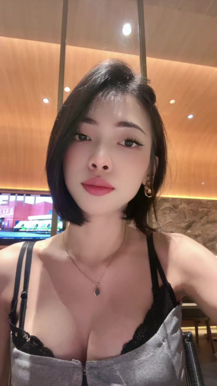 @vallenciiaa