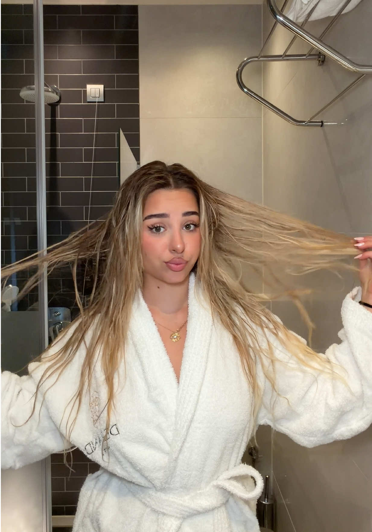 @Elijona Binakaj