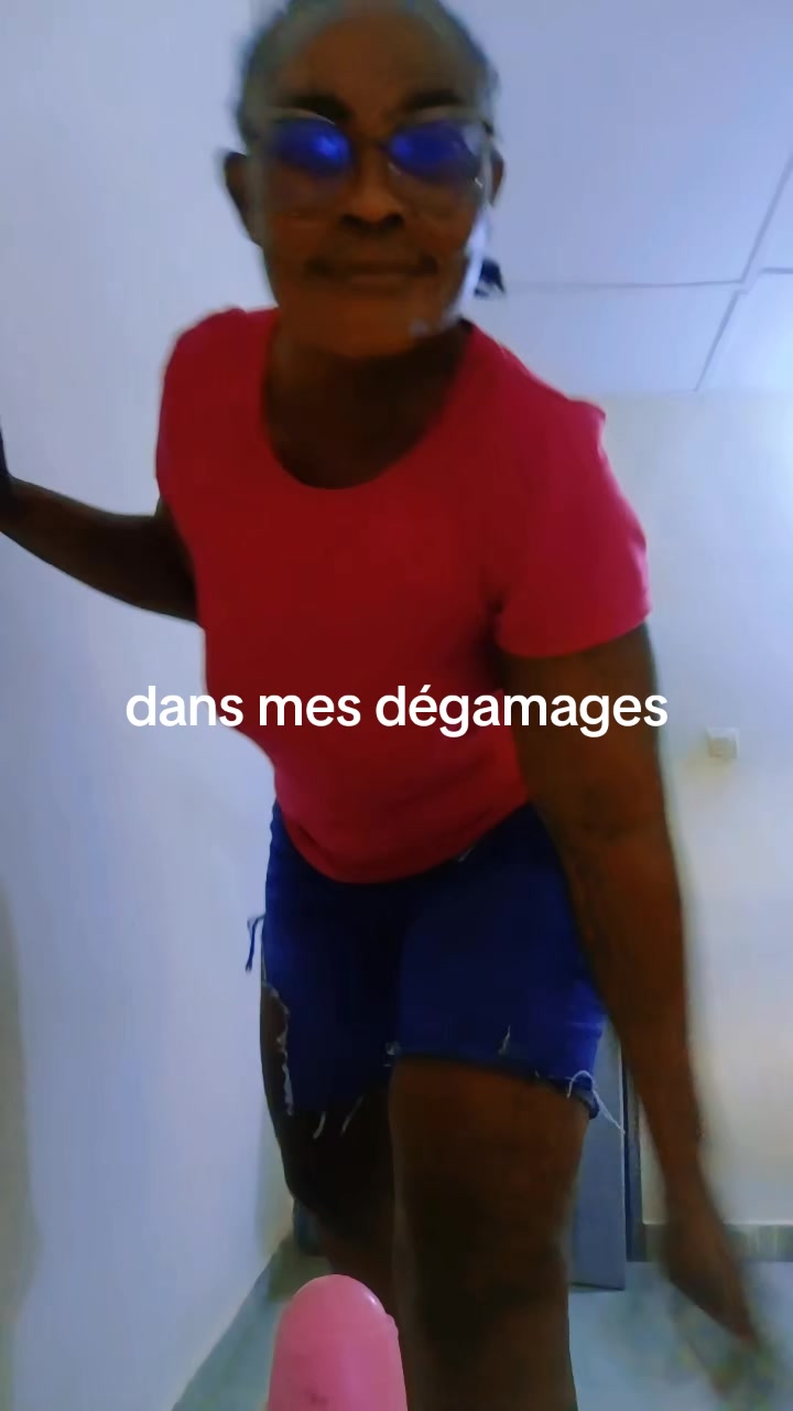 @zuku 225 Ghislaine🛡️🛡️🛡️