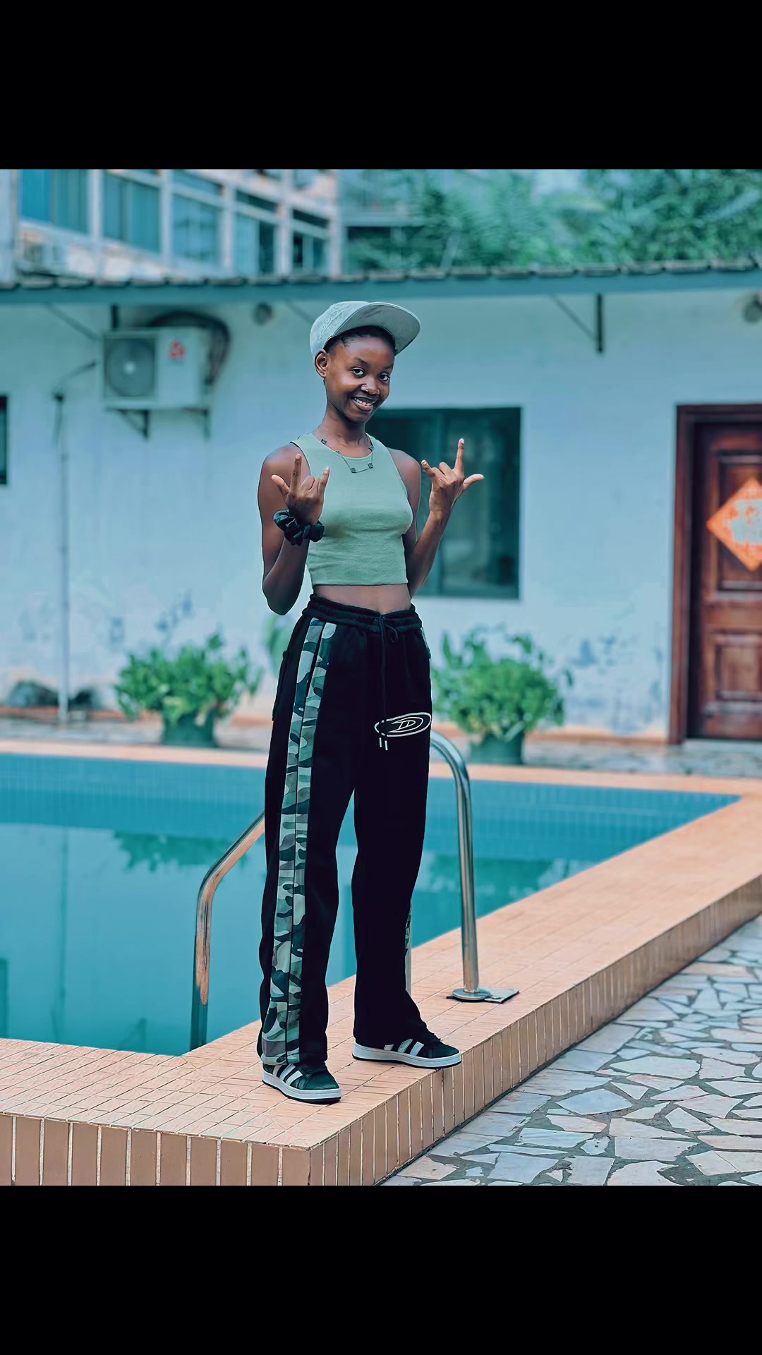 @Fadila🇨🇫